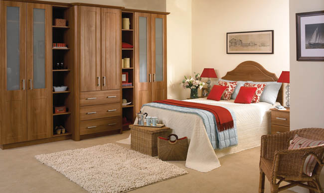 Brisbane - Medium Walnut